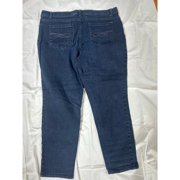 Lot of 4 Gloria Vanderbilt Jeans - Picture 14 of 16
